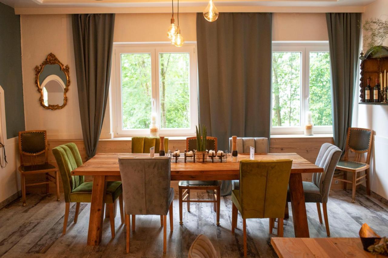 Landhotel Rosentaler Hof Sankt Jakob im Rosental Bagian luar foto
