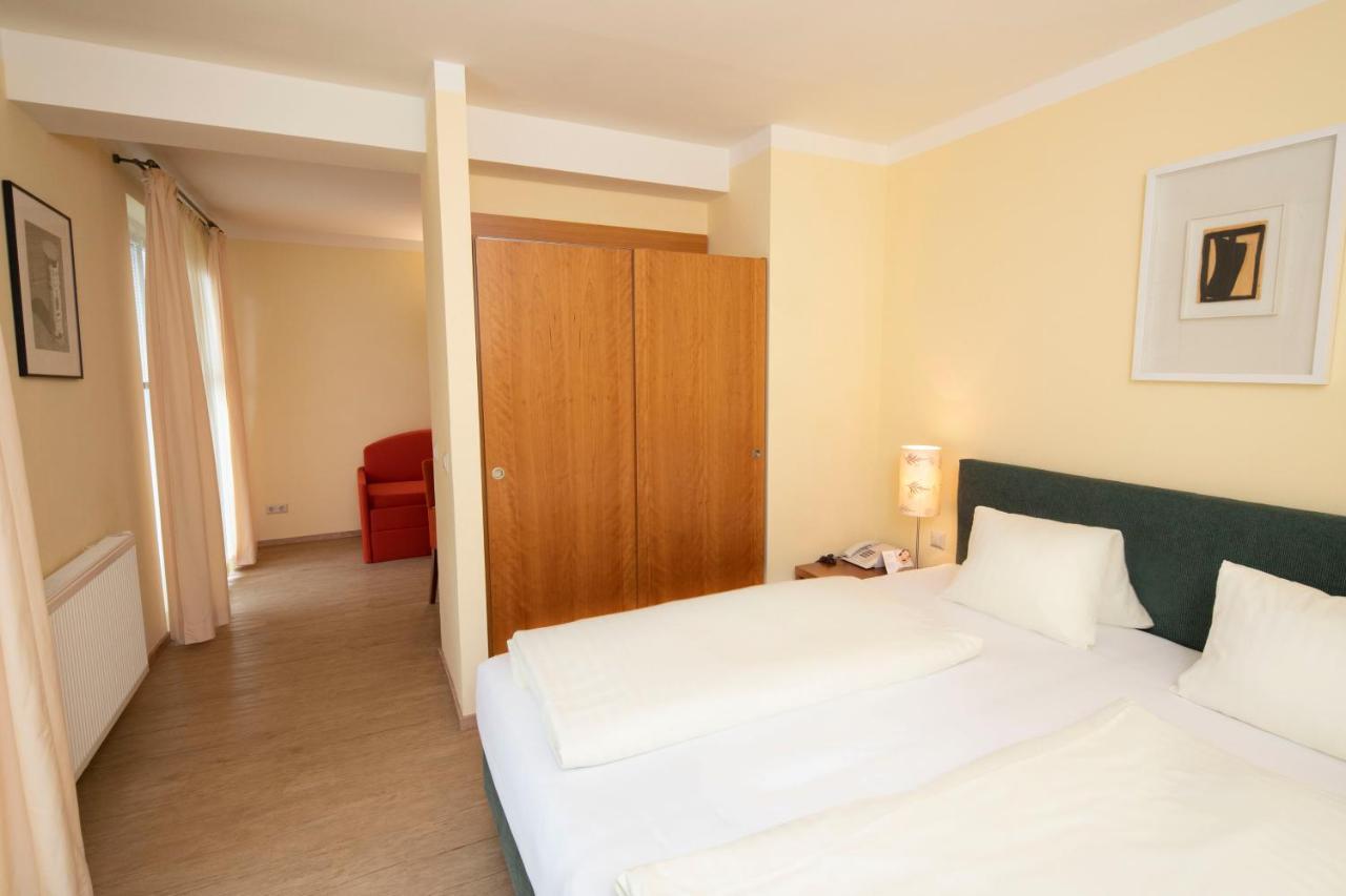 Landhotel Rosentaler Hof Sankt Jakob im Rosental Bagian luar foto