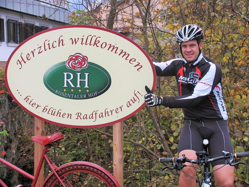 Landhotel Rosentaler Hof Sankt Jakob im Rosental Bagian luar foto