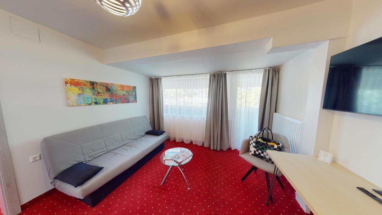 Landhotel Rosentaler Hof Sankt Jakob im Rosental Bagian luar foto