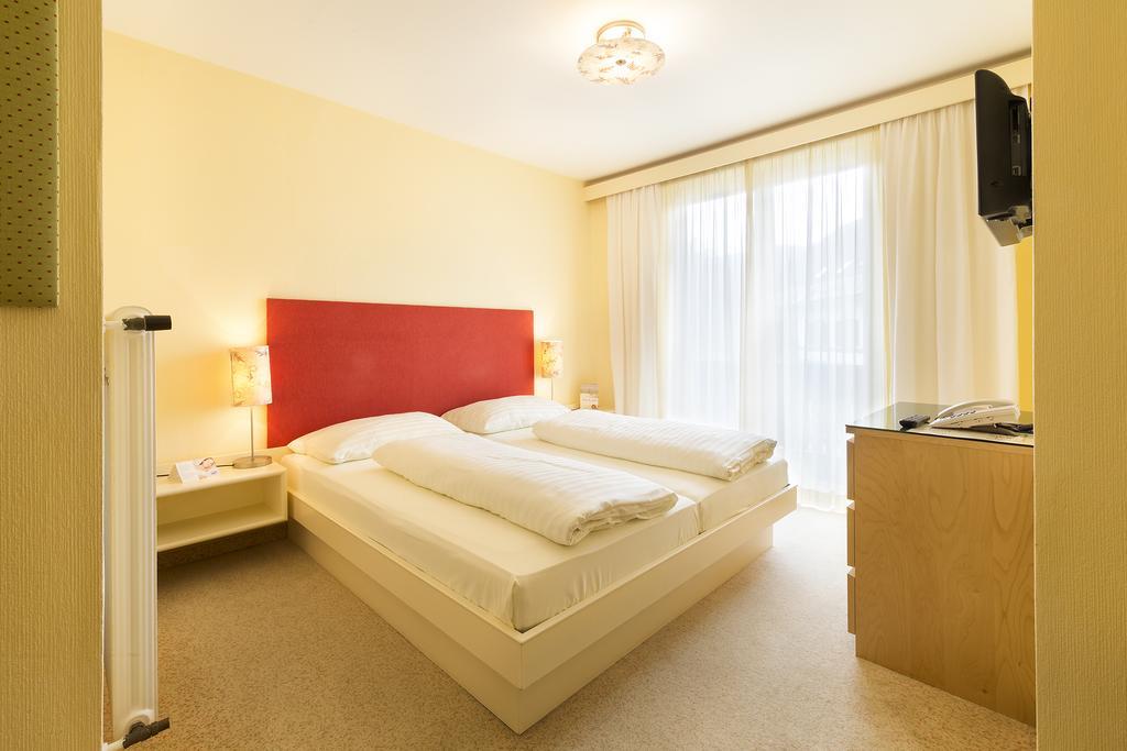 Landhotel Rosentaler Hof Sankt Jakob im Rosental Bagian luar foto