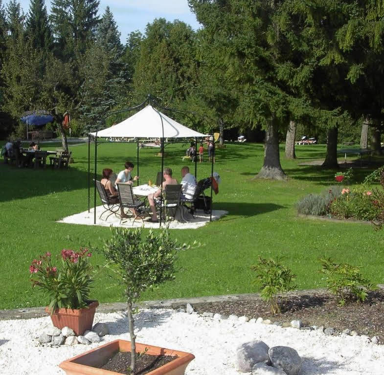 Landhotel Rosentaler Hof Sankt Jakob im Rosental Bagian luar foto